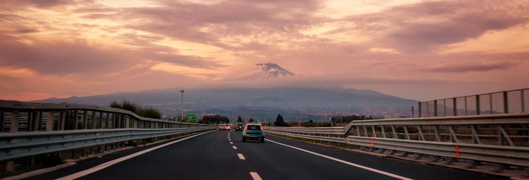 Conducir por Catania y sus alrededores